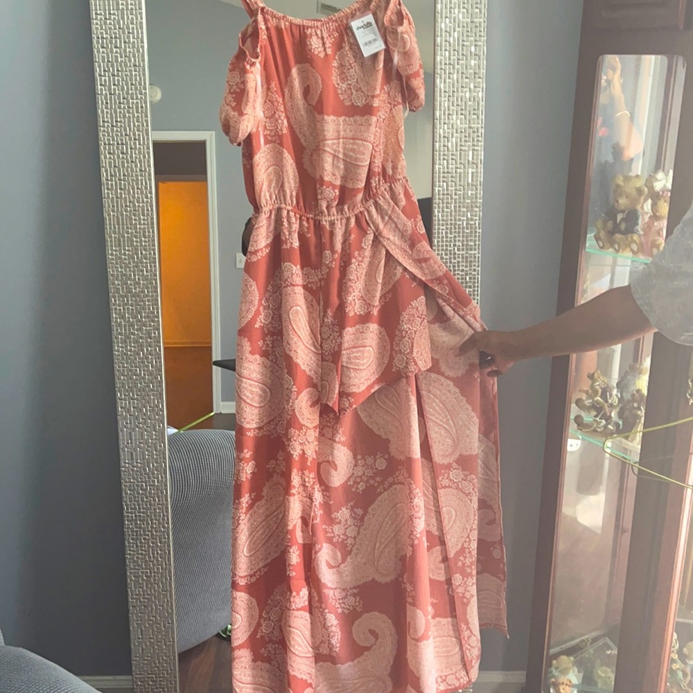 Charlotte Russe, Medium size dress